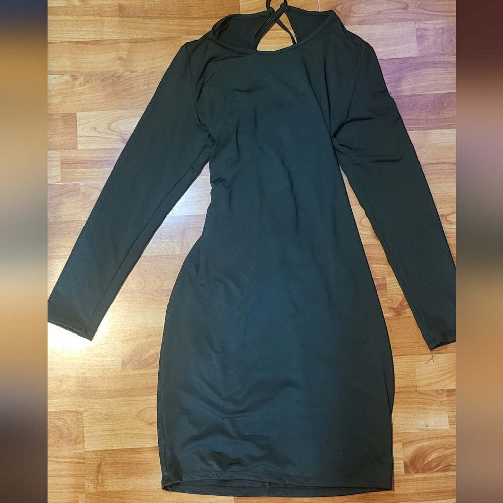 Elegant Green Long Sleeve Dress